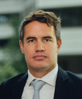 alex trueblood attorney headshot